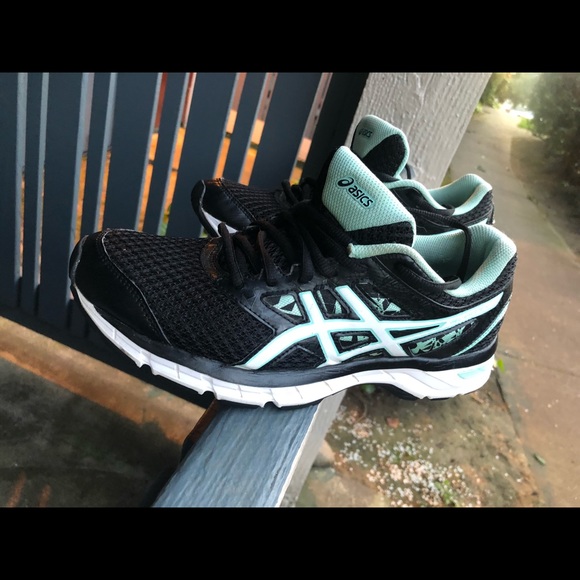 asics gel excite 4 womens black